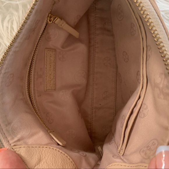 Tory Burch Crossbody - Picture 6 of 9